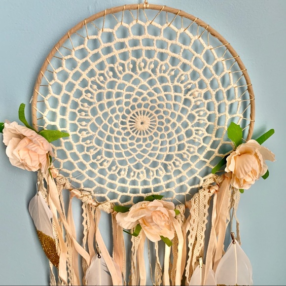 Floral Macrame Gold Tipped Feather Dream Catcher - Picture 7 of 8